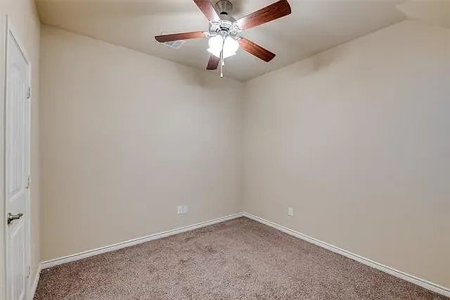 800 Laredo Ct — Photo 20