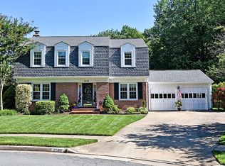 9582 Bronte Dr, Burke, VA 22015