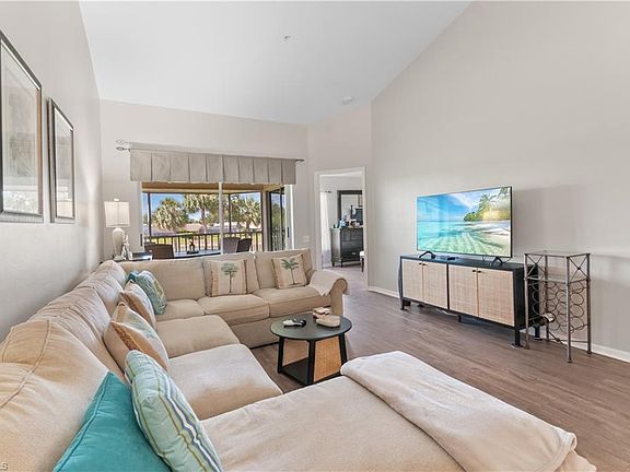 4th image of 13641 Worthington WAY #1612