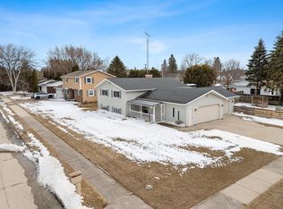 2829 38th St, Two Rivers, WI 54241