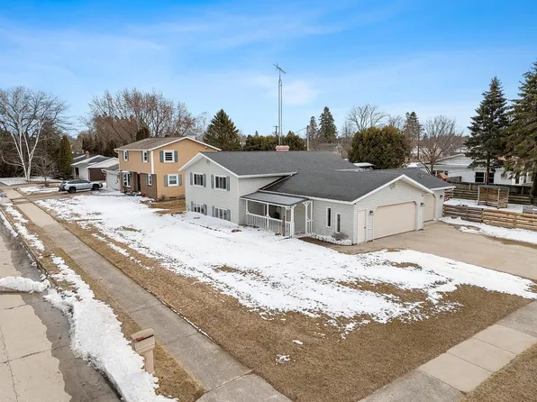 2829 38th STREET, Two Rivers, WI 54241