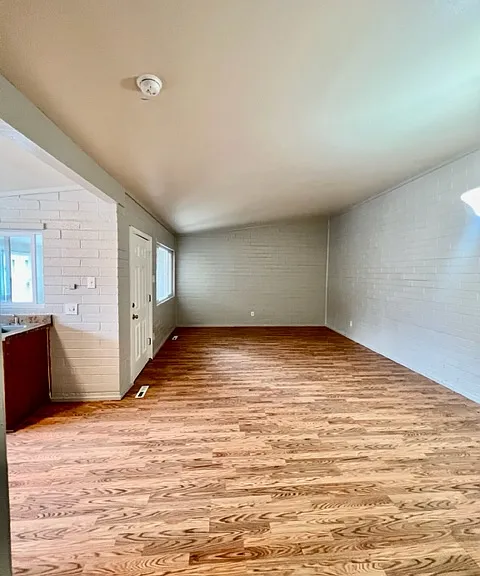 2348-2362 Emporia Apartments — Photo 3