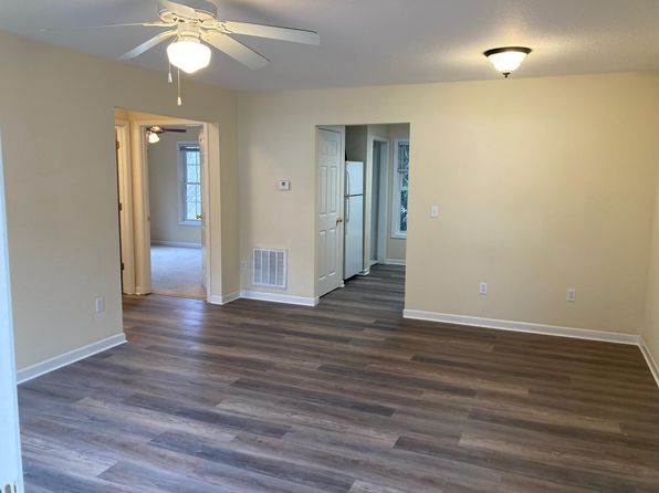 17 Delova Ln FLOOR 2