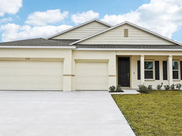 1618 SE Shepard Ln, Port Saint Lucie, FL 34983