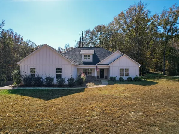 1544 Lee Road 279, Salem, AL 36874