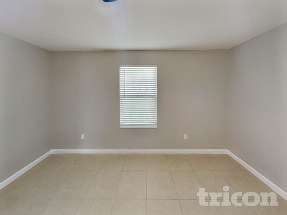 5th image of 77298 Mosswood Dr