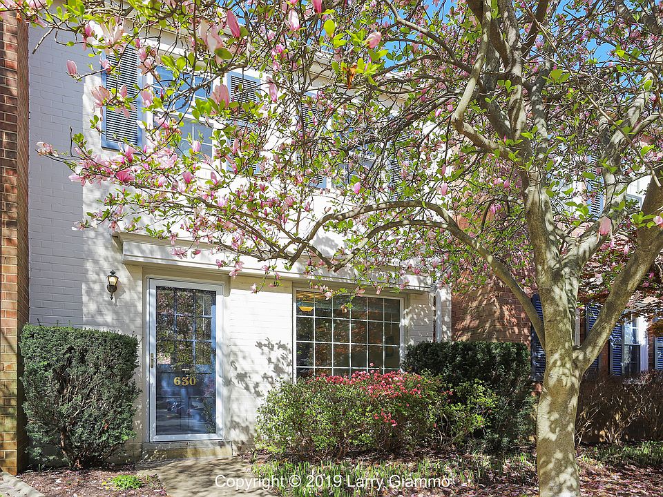 1st image of 630 Azalea Dr #2