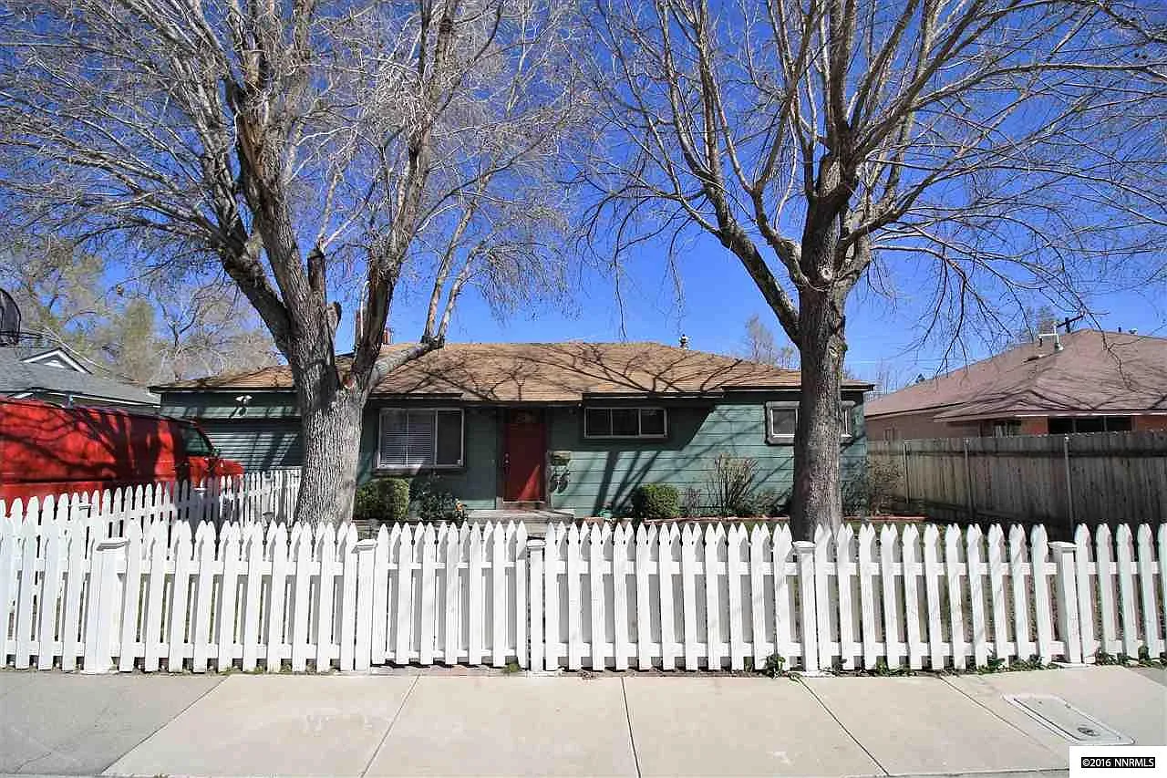 840 Ruby Ave photo 1