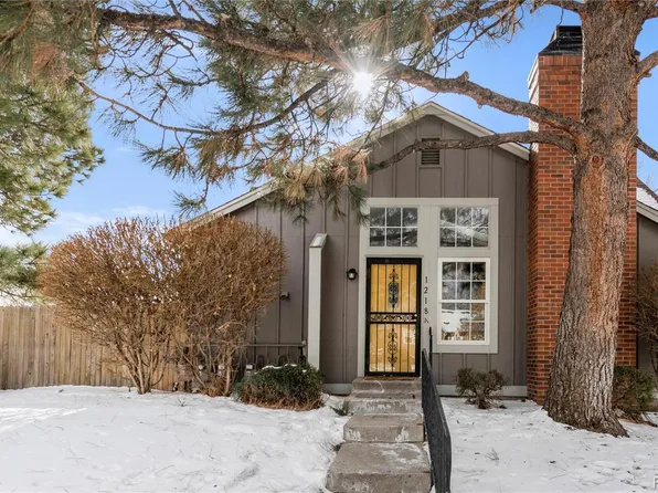1218 S Flower Circle #A, Lakewood, CO 80232