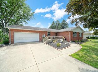 813 Walnut Ct, Morenci, MI 49256