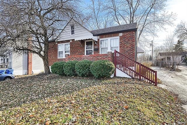 1st image of 8844 Bobb Ave