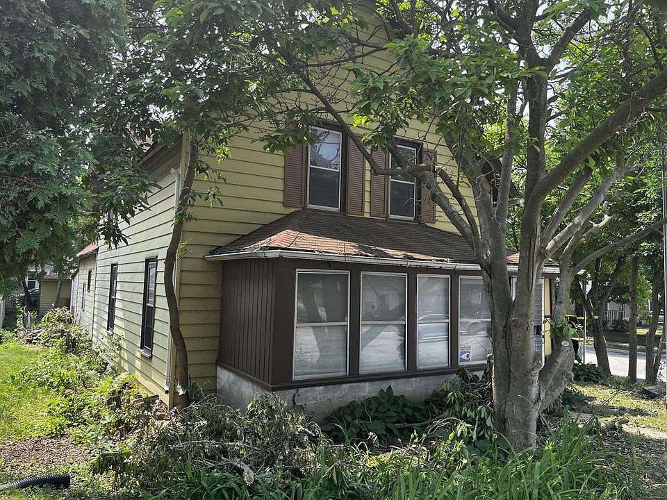 1201 East Moreland BOULEVARD, Waukesha, WI 53186 Zillow