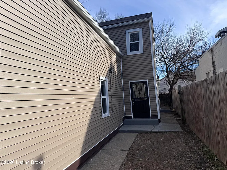 207 N 19th St — Photo 17