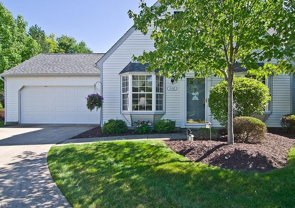 1st image of 19185 Wheelers Ln #130