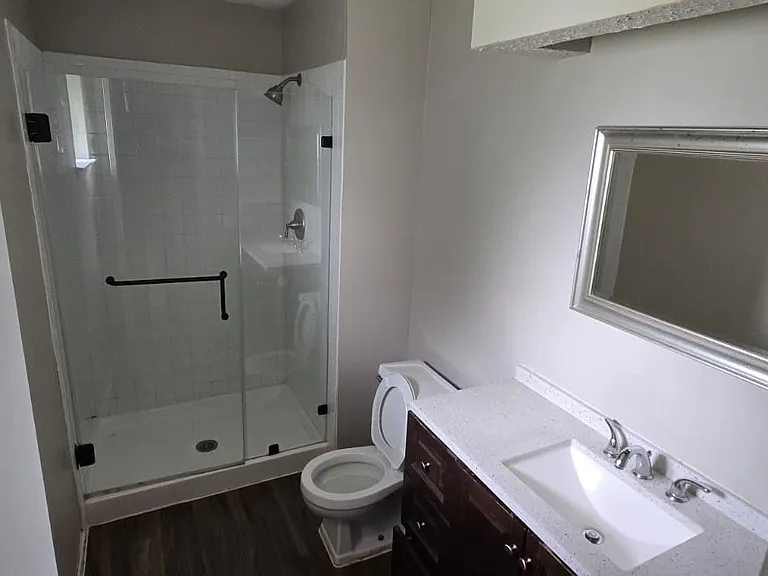 1419 Twining Oaks Ln — Photo 21
