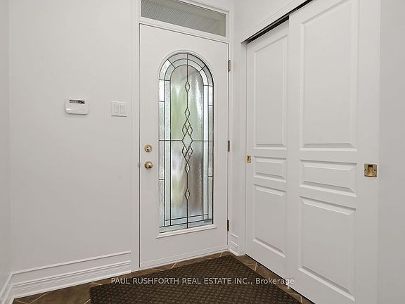3rd image of 52 Stedman St