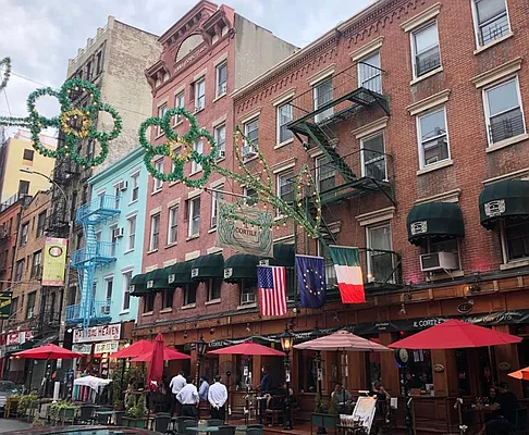 Rented by MOTION New York | media 12