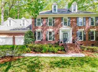 328 Lochside Dr, Cary, NC 27518