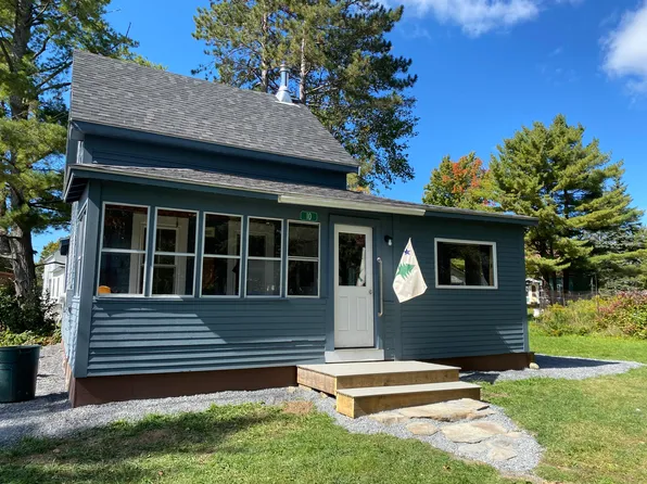 10 Steward Lane, Rangeley, ME 04970