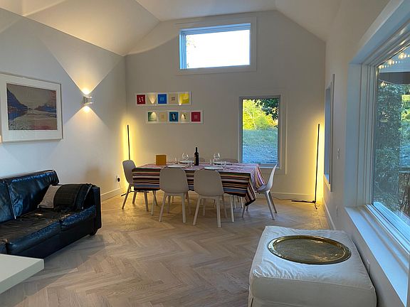 The living/dining room