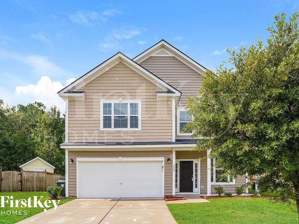 1st image of 200 Palmetto Village Cir