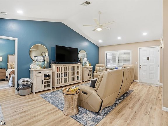 2nd image of 13264 White Marsh Ln #3333
