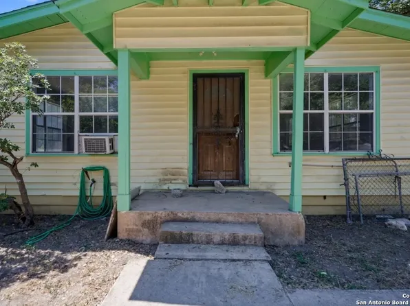 134 Cheyenne, San Antonio, TX 78207