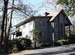 365 Hooper Creek Rd, Tryon, NC 28782