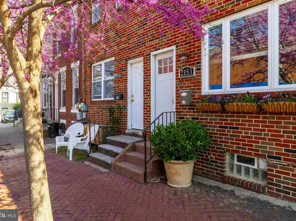 2153 E Hagert St, Philadelphia, PA 19125
