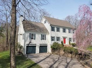 120 Stanphyl Rd, Uxbridge, MA 01569