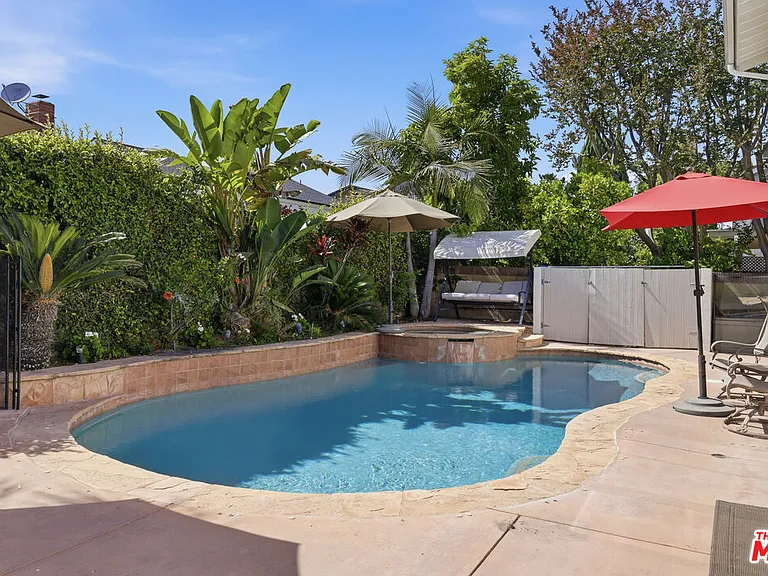 5507 Bluebell Ave — Photo 35