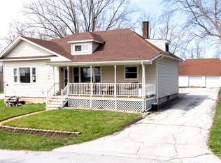 27460 S Maple St, Beecher, IL 60401