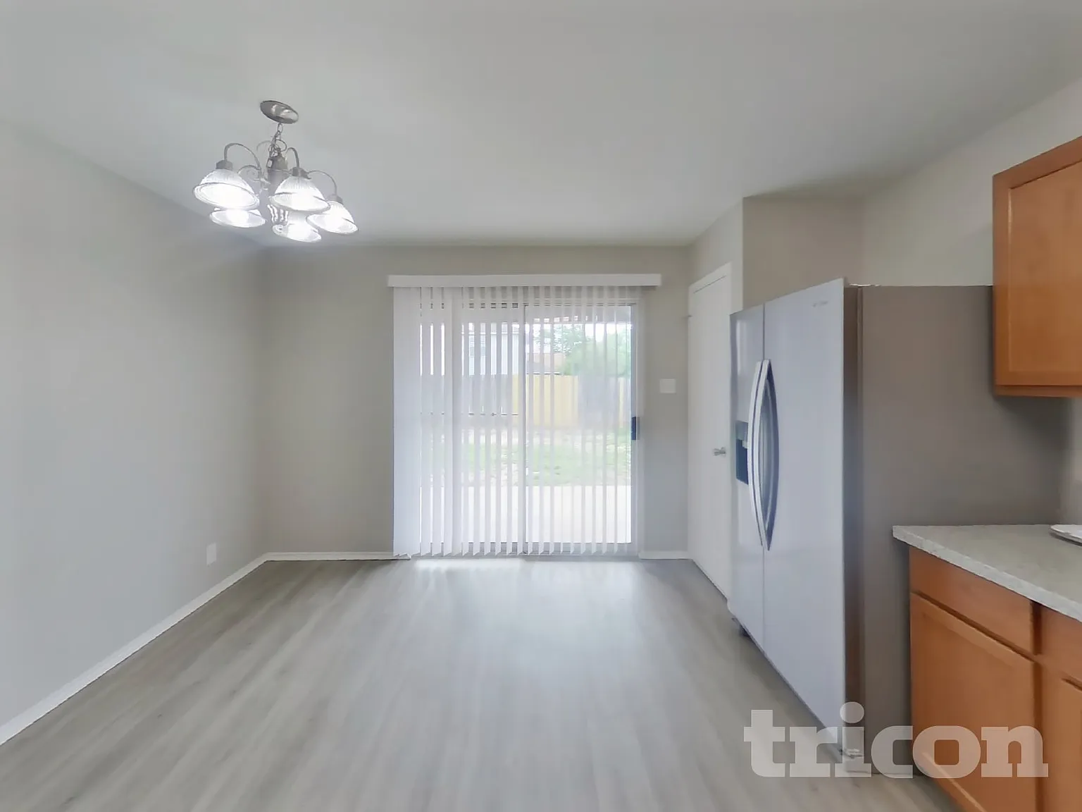 8230 Deer Creek Run San Antonio TX — Photo 4