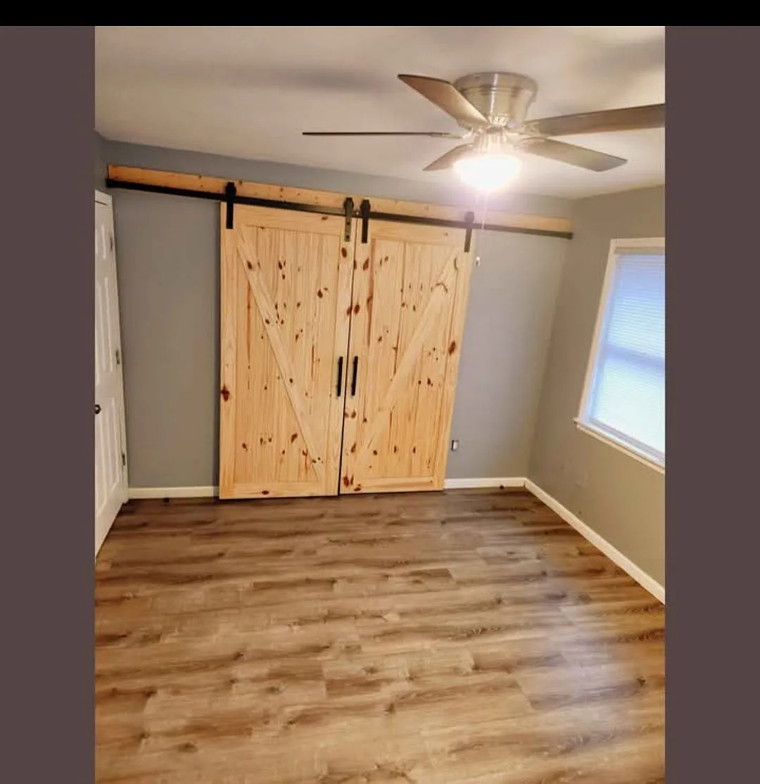 3 bed, 1.0 bath, $1,650 — Photo 4