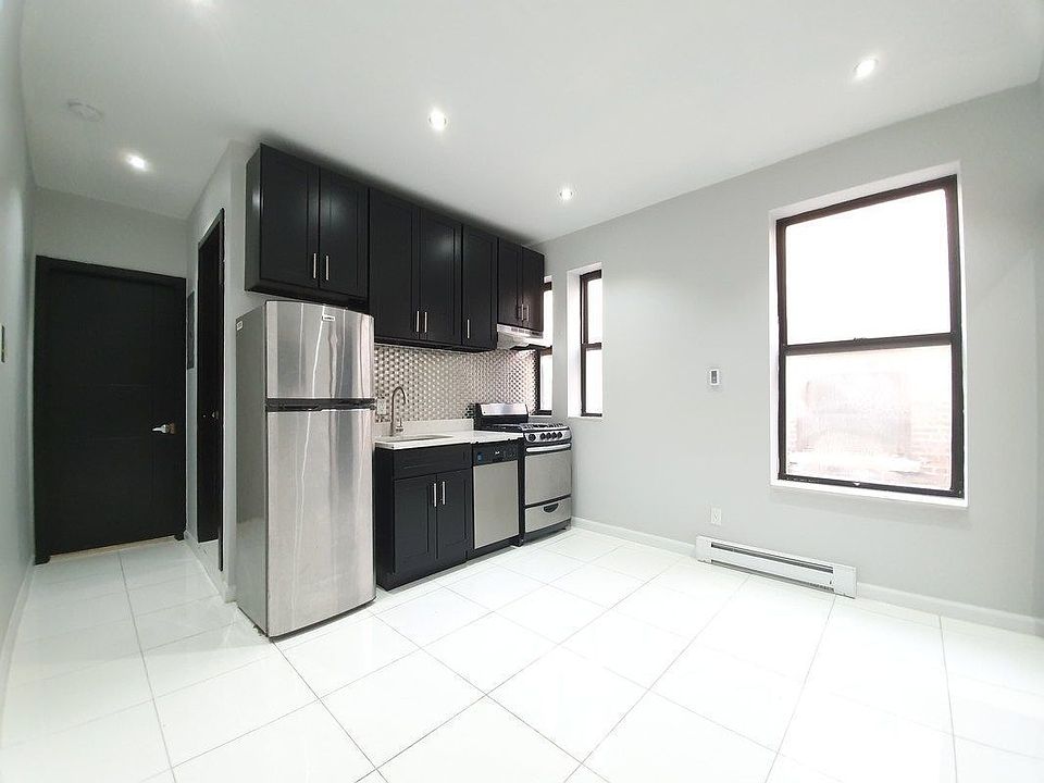 1st image of 320 Manhattan Ave #64A
