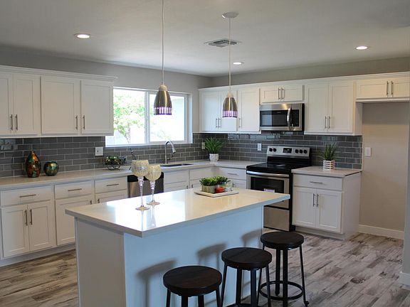 2nd image of 12042 N 46th Ln