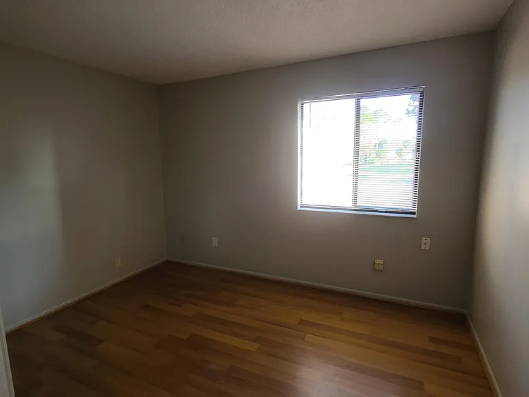 140 Laughing Gull Ct — Photo 17