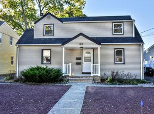 44 Ekings Ave, Hawthorne Boro, NJ 07506