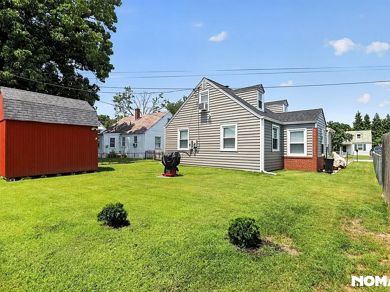 8217 Cornwall Rd — Photo 34