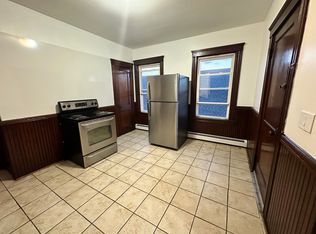91 Maynard St #3, Pawtucket, RI 02860