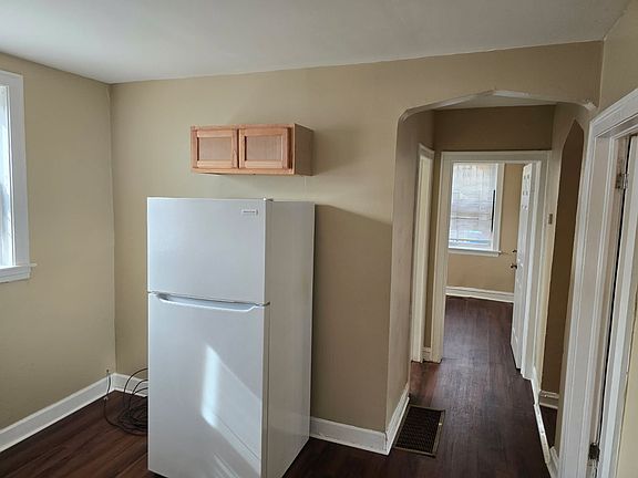 4th image of 5700 S Wolcott Ave