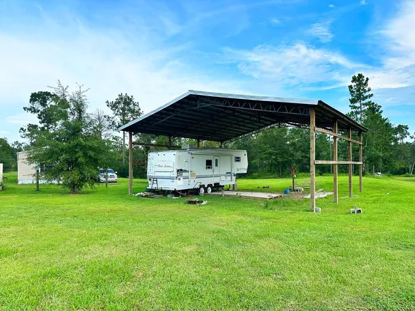 1802 Stone Mill Creek, Wewahitchka, FL 32465