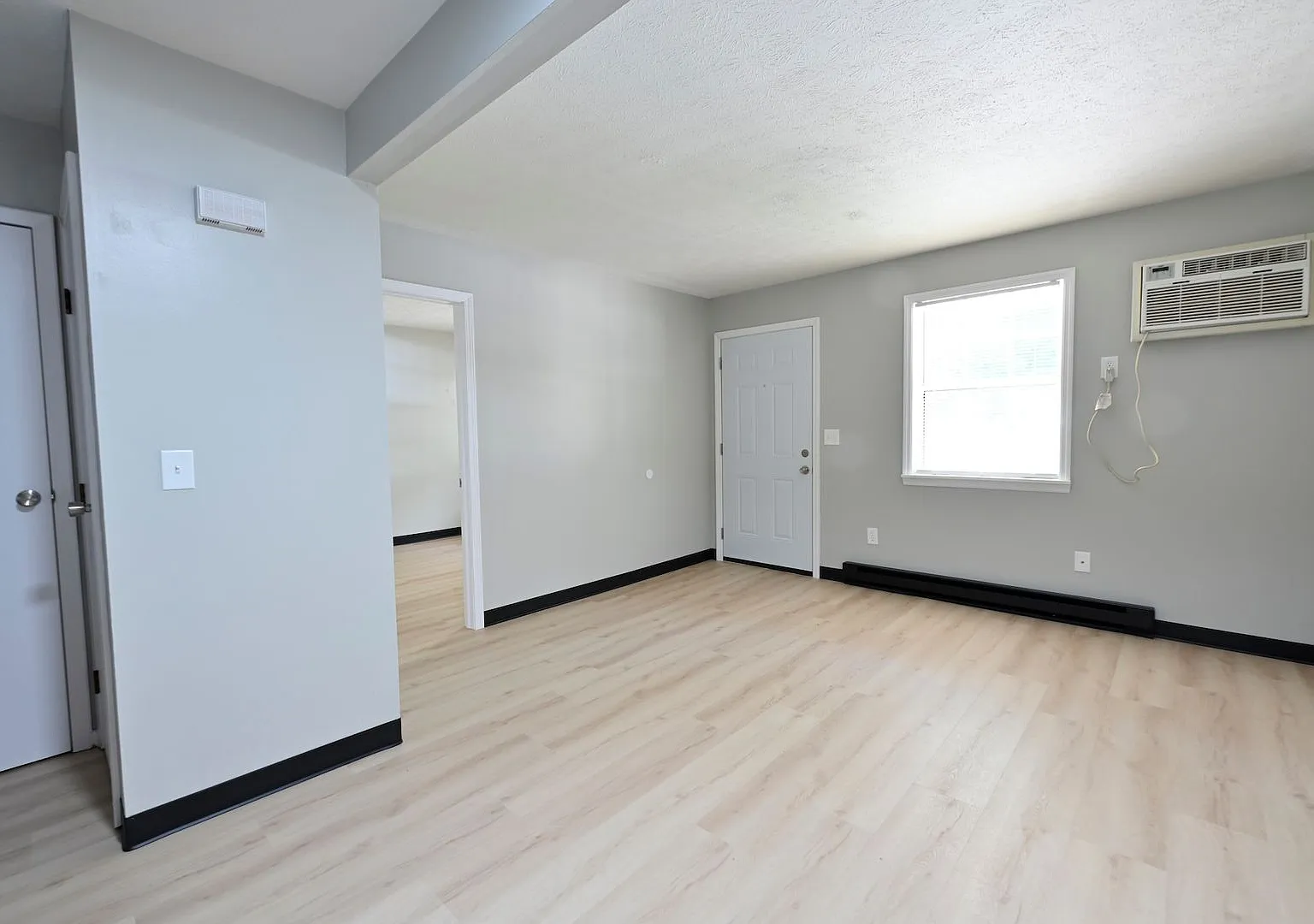 1 Bed / 1 Bath Apartment for Rent in Mansfield, OH — Photo 4