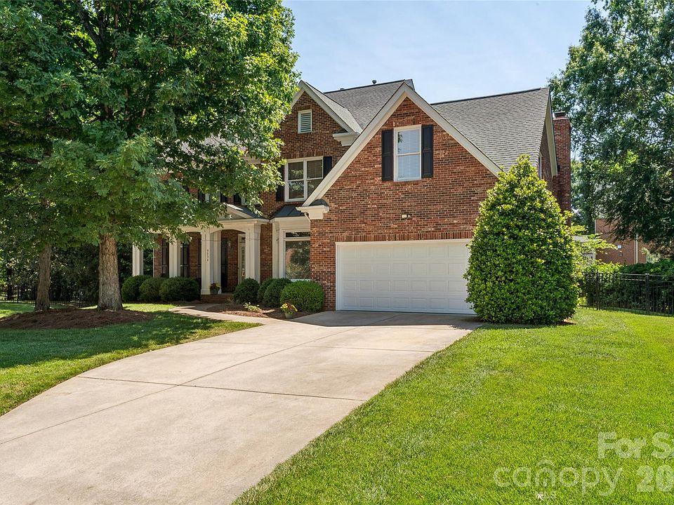1st image of 9034 Cambridge Green Dr
