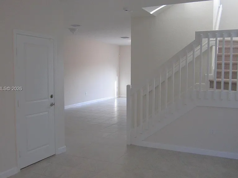 16225 SW 288th Ter — Photo 3