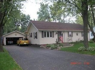 213 Cedar St, Crown Point, IN 46307