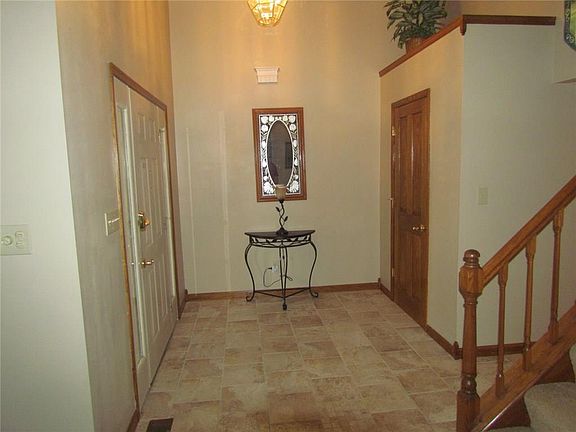 5th image of 9373 Hadway Dr