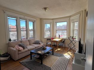 125 Peterborough St APT 11, Boston, MA 02215