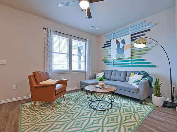 4th image of 720 Azalea Dr #62101