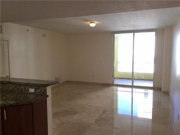 3rd image of 170 SE 14th St APT 2608